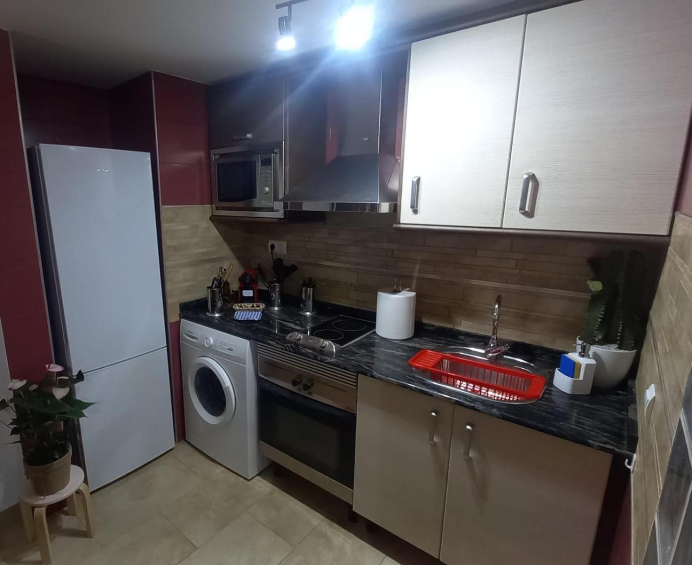 El Estudio De Las Mariposas,Sofa Cama , Cocina Y Bano Partida de La Canada Luaran gambar